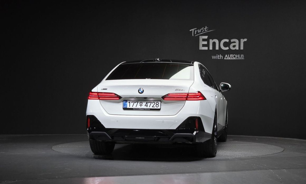 BMW 5-Series 530i xDrive M Sport, 2025