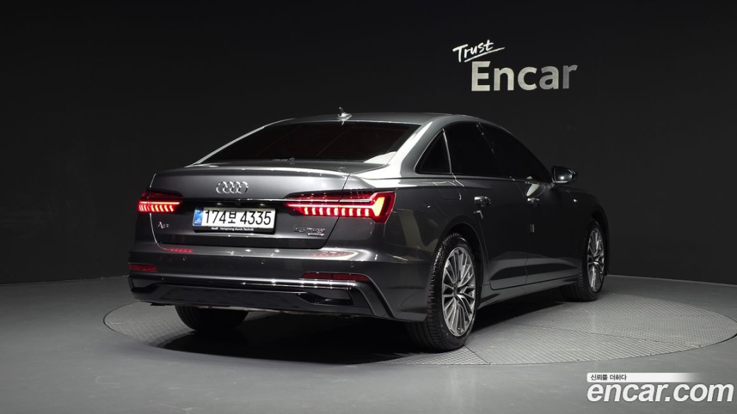 Audi A6 45 TFSI Quattro Premium, 2025