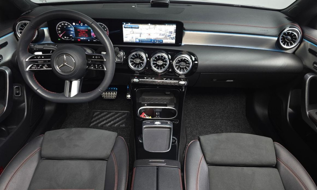 Mercedes-Benz CLA-Class CLA250 4MATIC, 2024