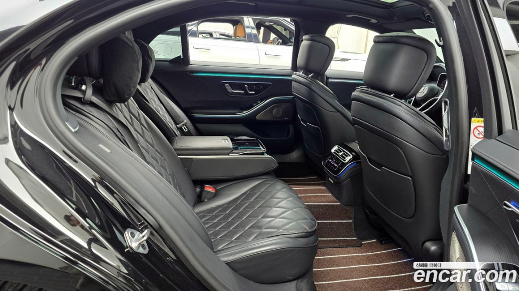 Mercedes-Benz S-Class S450L 4MATIC, 2023