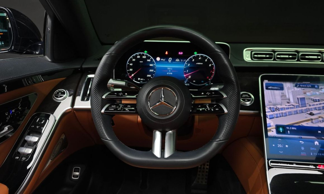 Mercedes-Benz S-Class S500L 4MATIC, 2022