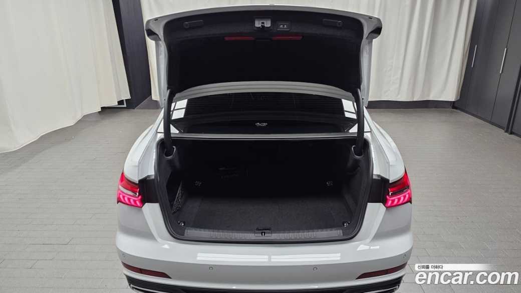 Audi A6 45 TFSI Premium, 2023