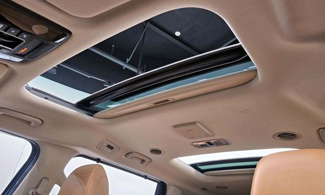 Kia Carnival 9-Seater Noblesse, 2022