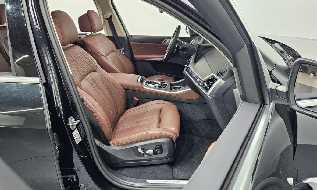 BMW X5 xDrive 40i xLine, 2024