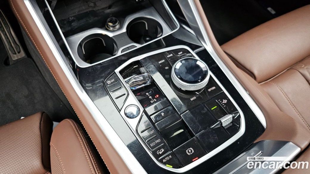BMW X6 xDrive40i M Sport, 2025