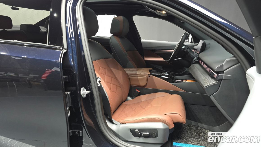 BMW 5-Series 530i xDrive M Sport, 2025