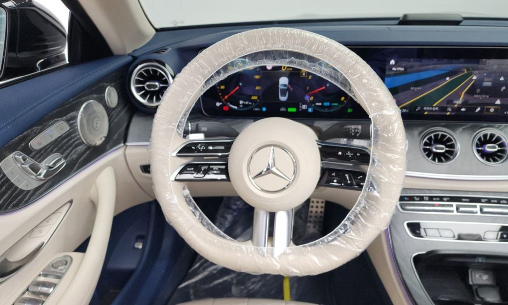 Mercedes-Benz E-Class E450 4MATIC Cabriolet, 2023