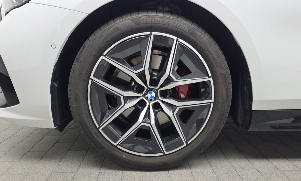 BMW 5-Series 520i Special Edition, 2026
