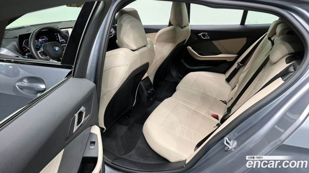 BMW 1-Series 120 M Sport, 2025