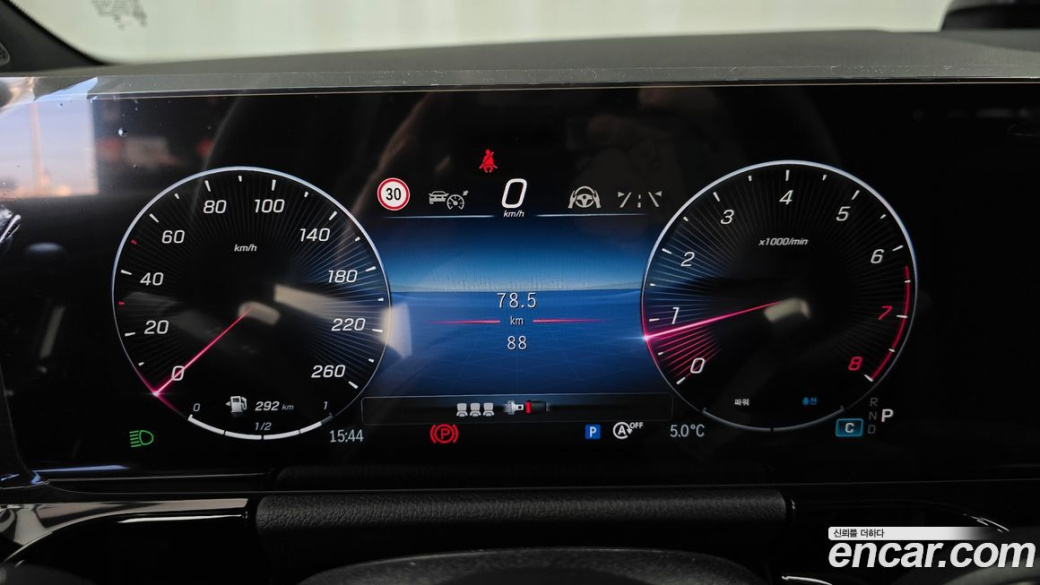Mercedes-Benz GLA-Class GLA250 4MATIC, 2026