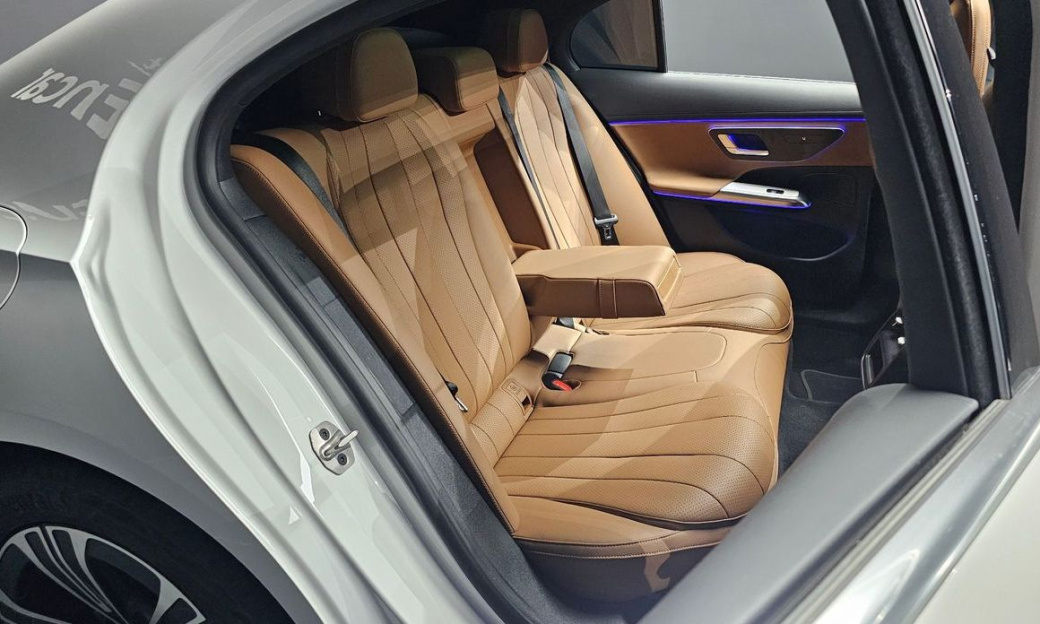 Mercedes-Benz E-Class E200 Avantgarde, 2025