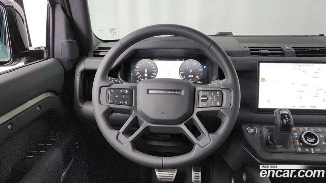 Land Rover Defender 110 D250 X-Dynamic SE, 2025