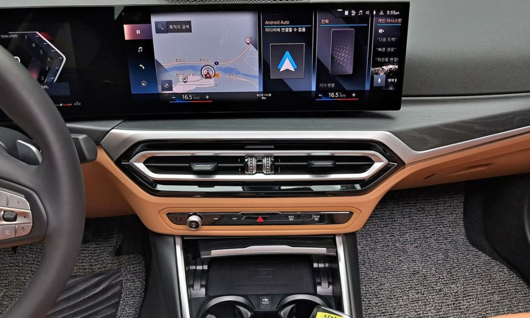 BMW 3-Series 320i, 2024