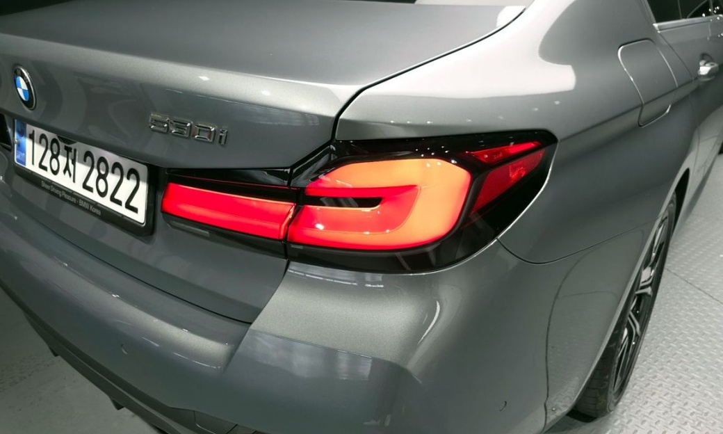 BMW 5-Series 530i M Sport Package, 2023