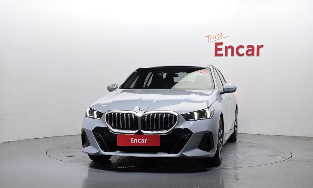 BMW 5-Series 520i M Sport, 2024
