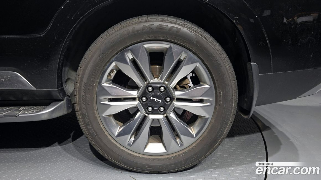 Kia Mohave Diesel 3.0 4WD 6-Seater, 2023