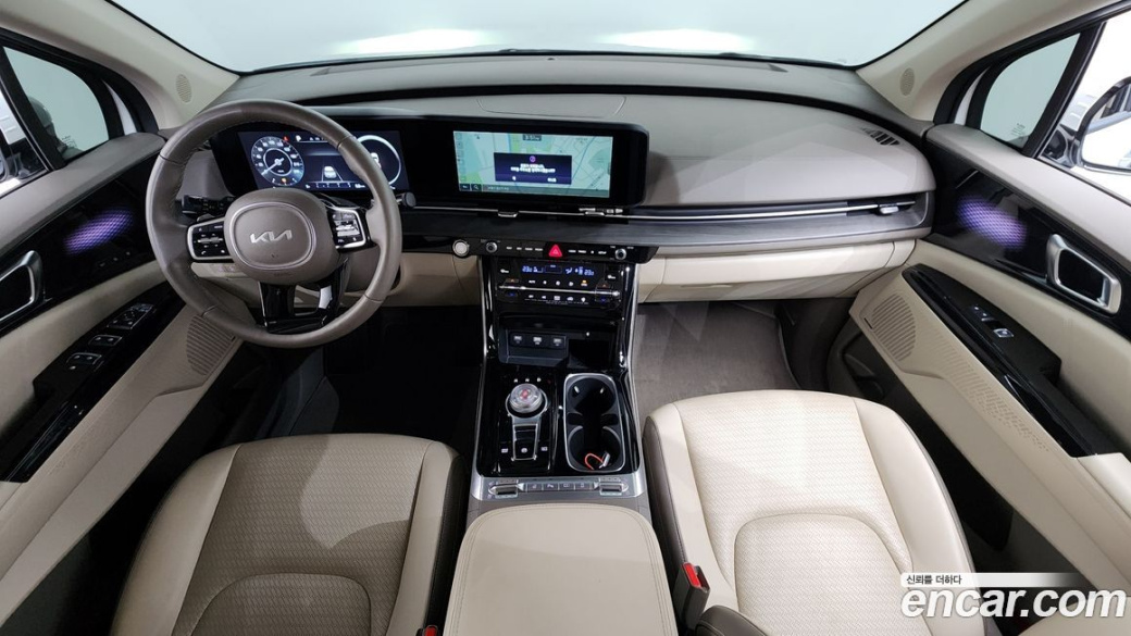 Kia Carnival 9-Seater Signature, 2023