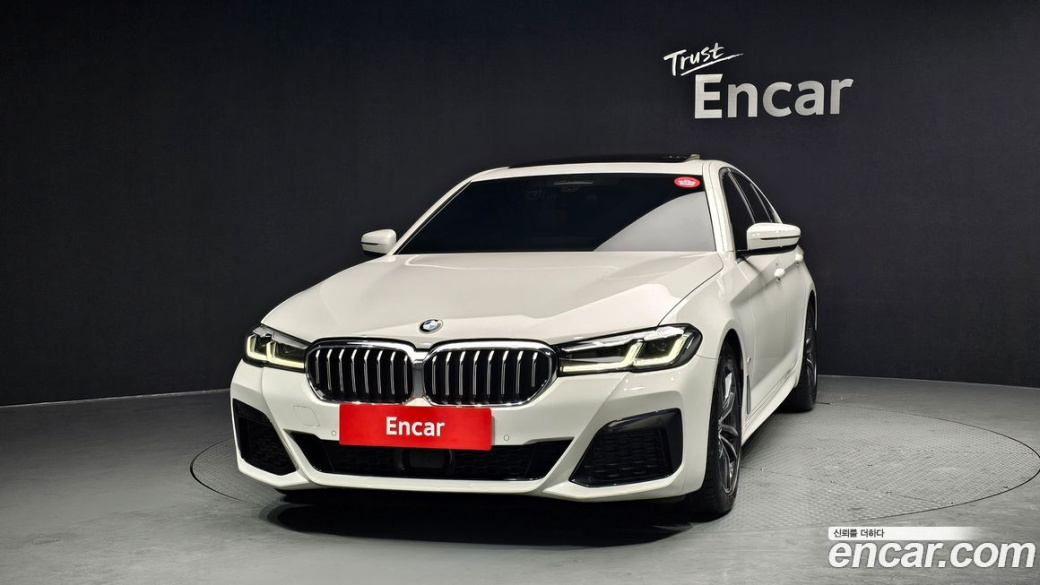 BMW 5-Series 520i M Sport, 2023