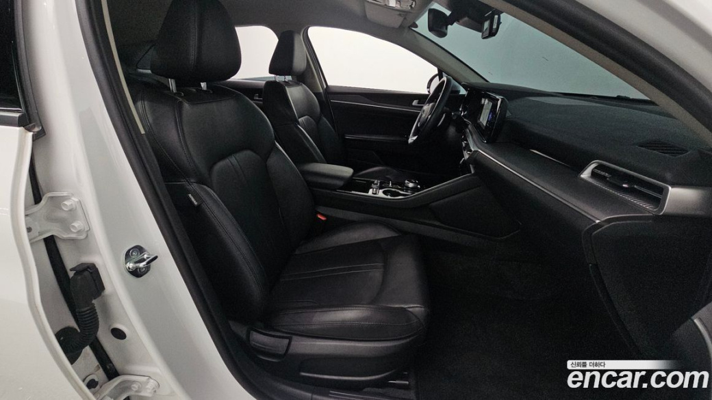 Kia K5 2.0, 2023