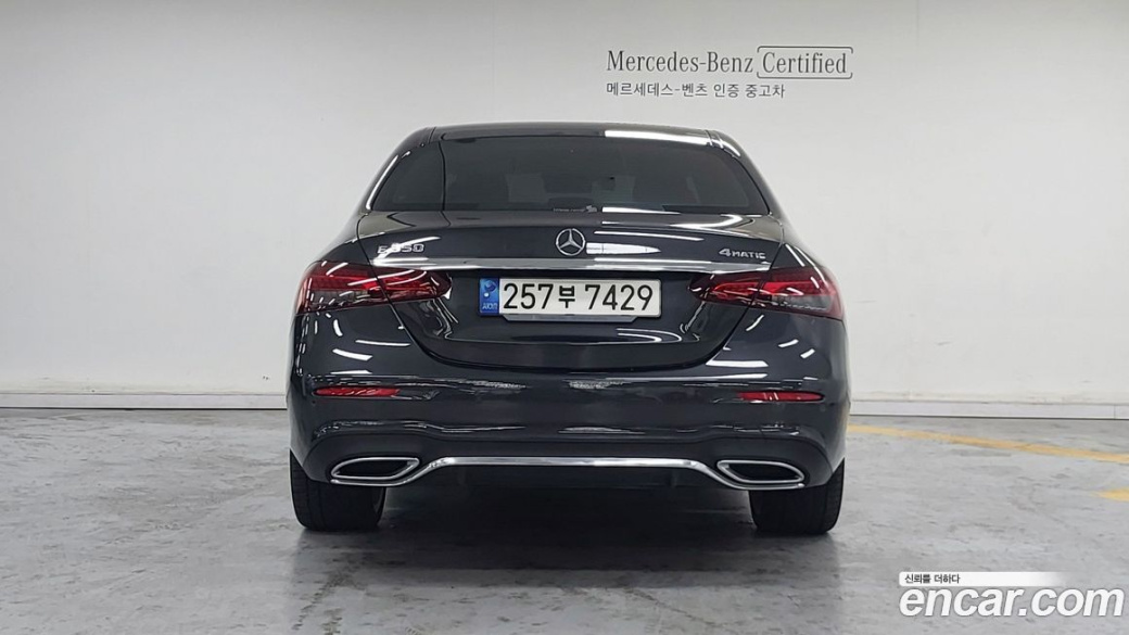 Mercedes-Benz E-Class E350 4MATIC AMG Line, 2022