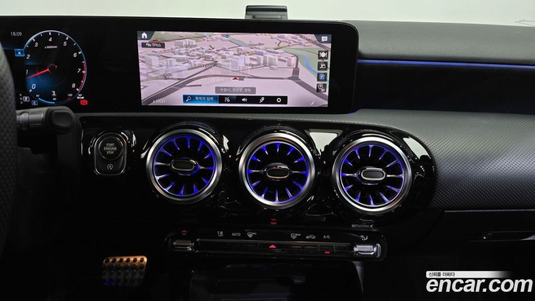 Mercedes-Benz A-Class AMG A35 4MATIC Sedan, 2023