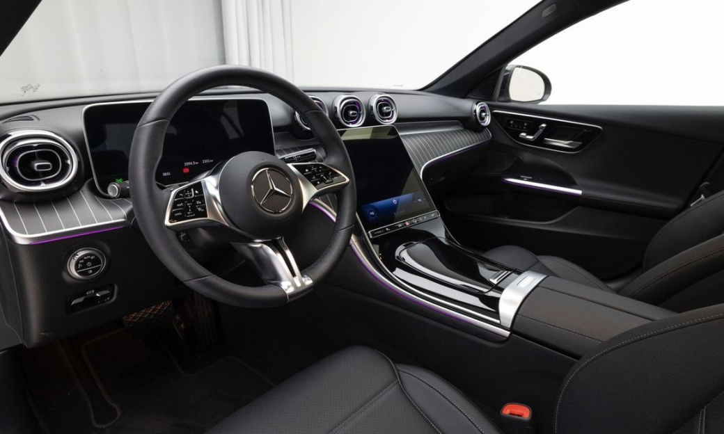 Mercedes-Benz C-Class C200 Avantgarde, 2025