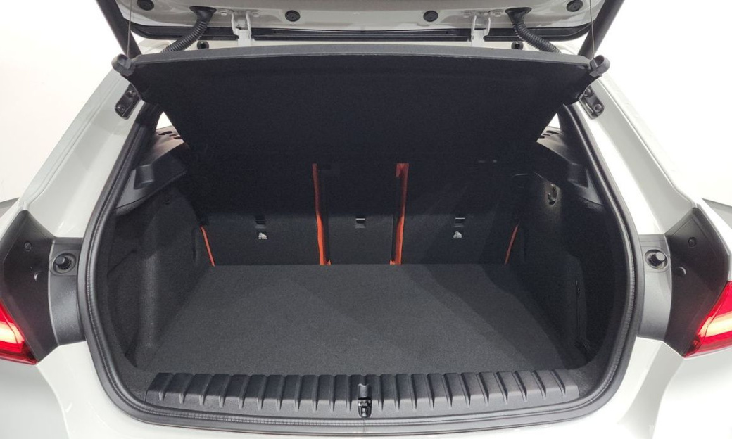 BMW 1-Series M135i xDrive, 2024