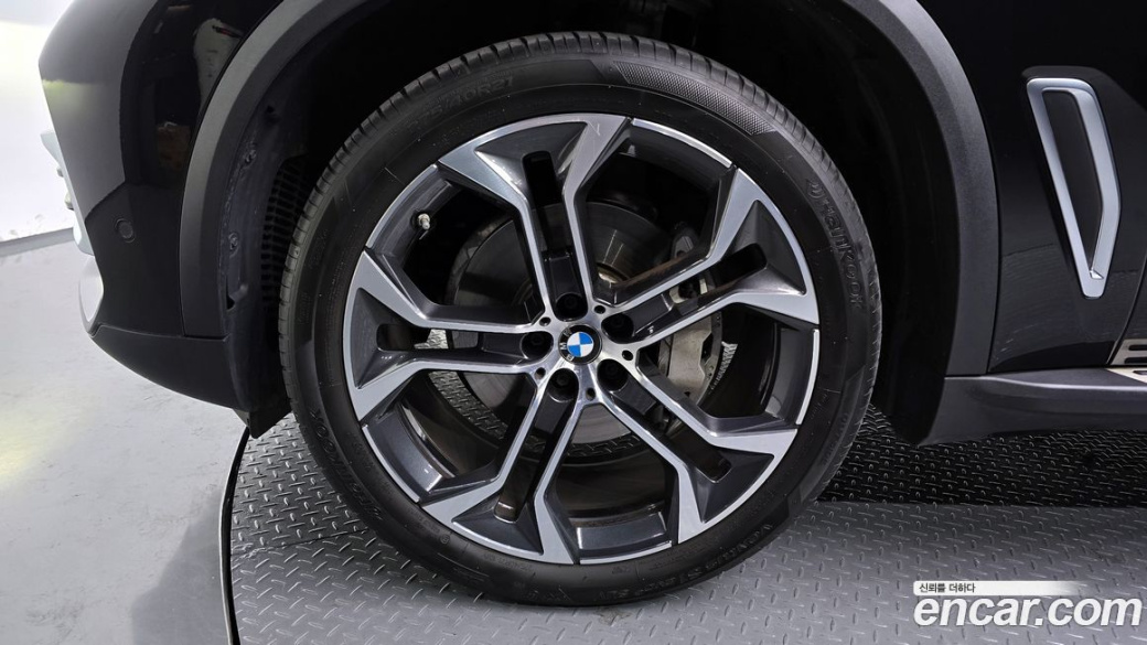 BMW X5 xDrive 30d xLine, 2022