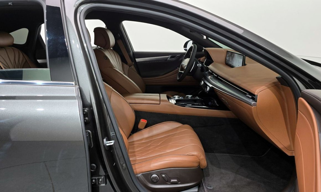 Genesis G80 Gasoline 2.5 Turbo 2WD, 2024