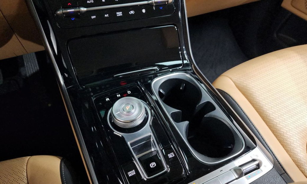Kia Carnival 7-Seater Noblesse, 2022