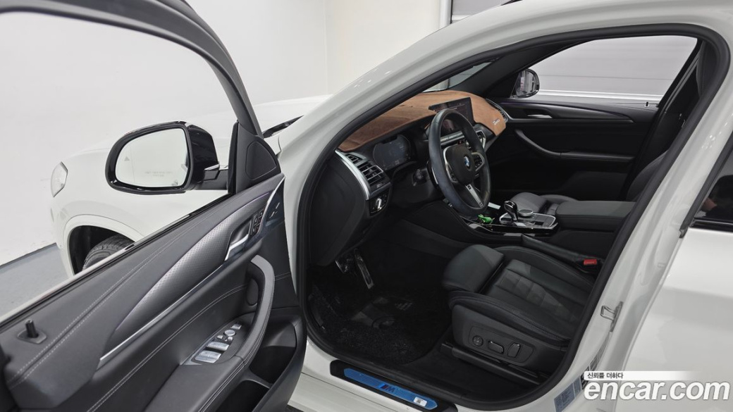BMW X4 xDrive20i M Sport, 2024