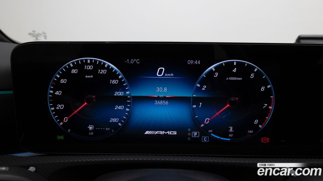 Mercedes-Benz A-Class AMG A35 4MATIC Sedan, 2021