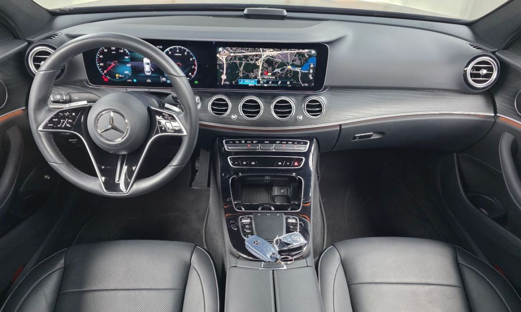 Mercedes-Benz E-Class E250 Avantgarde, 2023