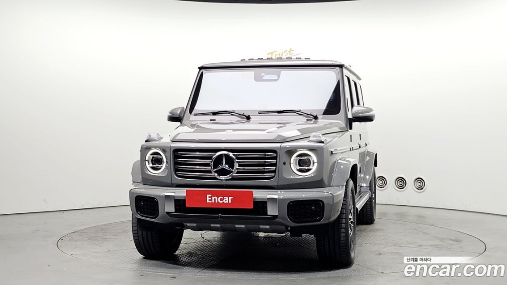 Mercedes-Benz G-Class G450d Manufaktur, 2025