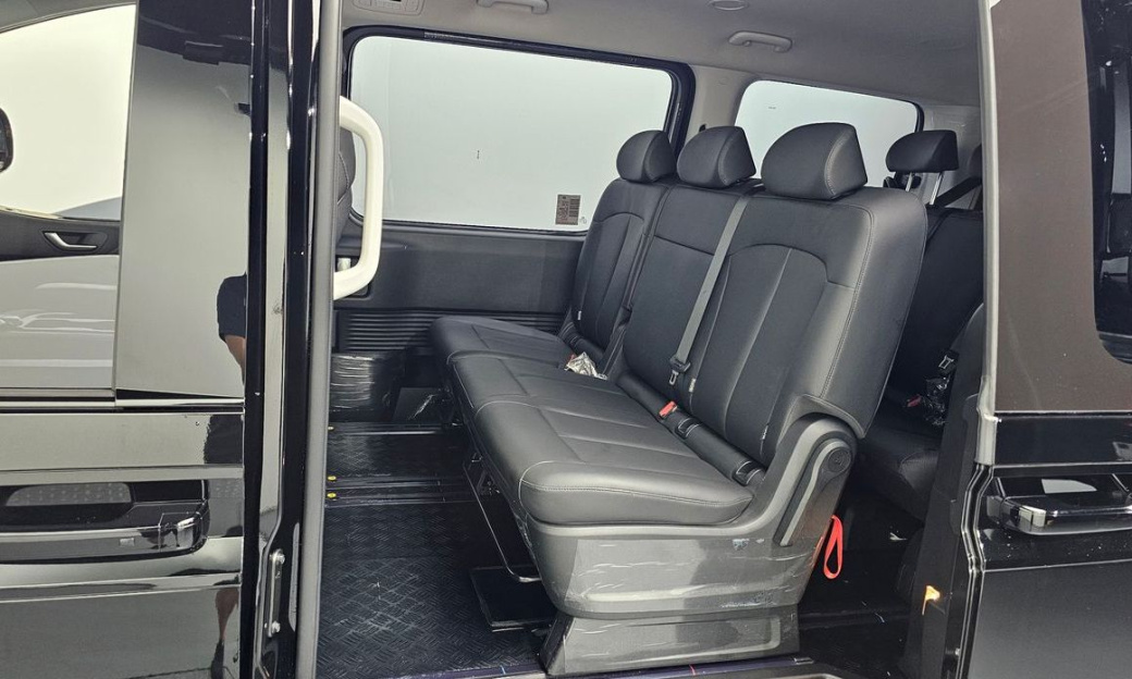 Hyundai Staria Tourer 9-Seater, 2024