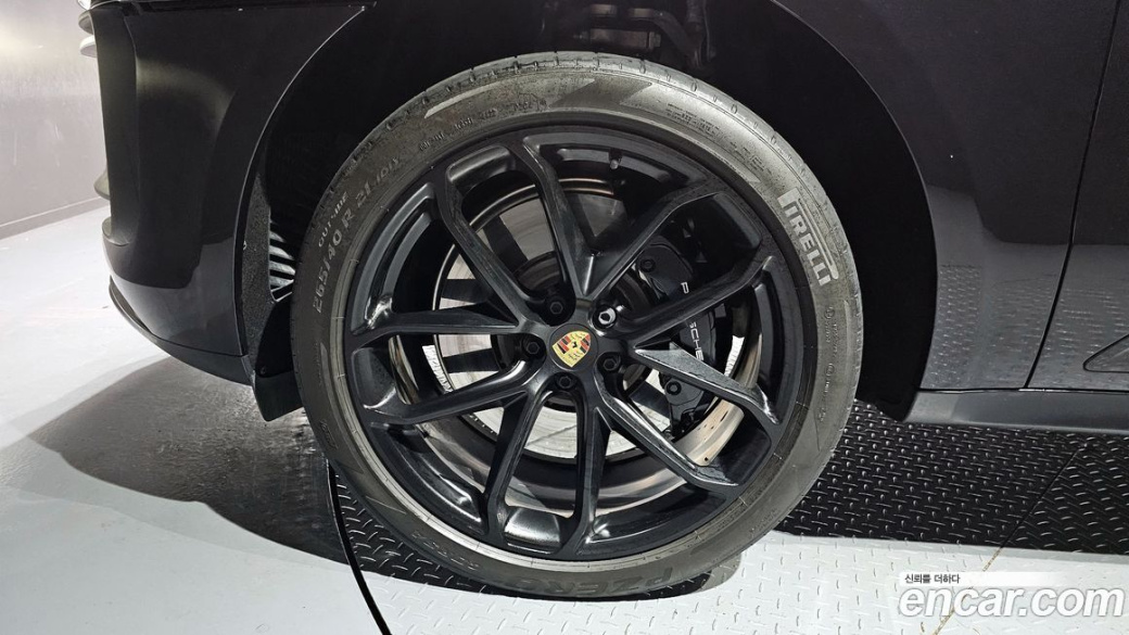 Porsche Macan 2.9 GTS, 2023