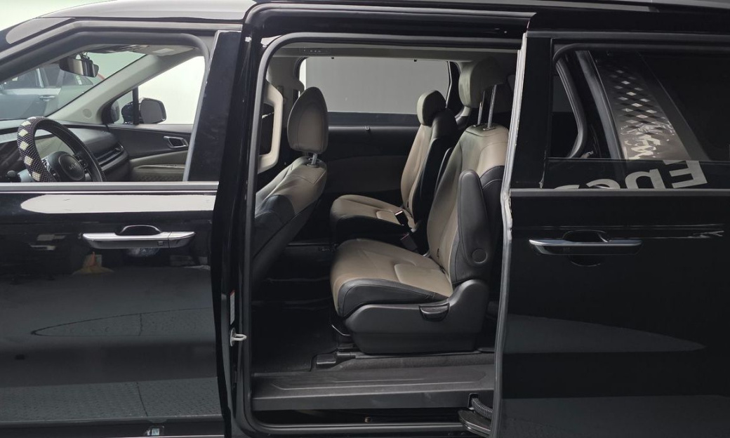 Kia Carnival 9-Seater Noblesse, 2024