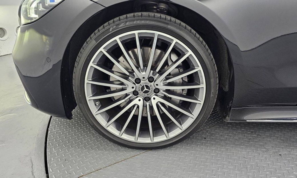 Mercedes-Benz S-Class S500L 4MATIC, 2024