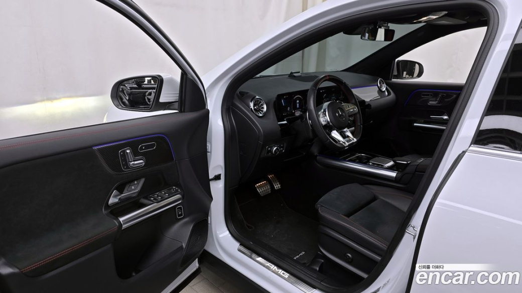 Mercedes-Benz GLA-Class GLA45 AMG 4MATIC+, 2023