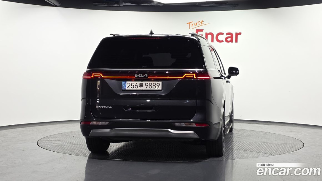 Kia Carnival 9-Seater Signature, 2022