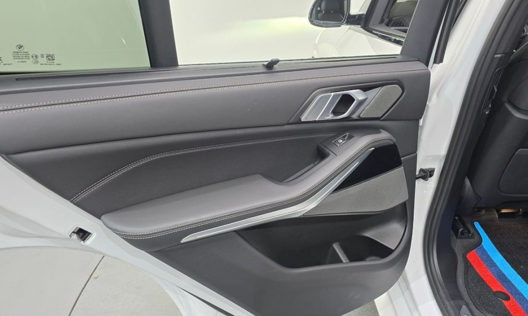 BMW X5 xDrive 40i M Sport, 2025