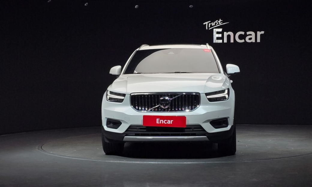 Volvo XC40 B4 Inscription, 2022