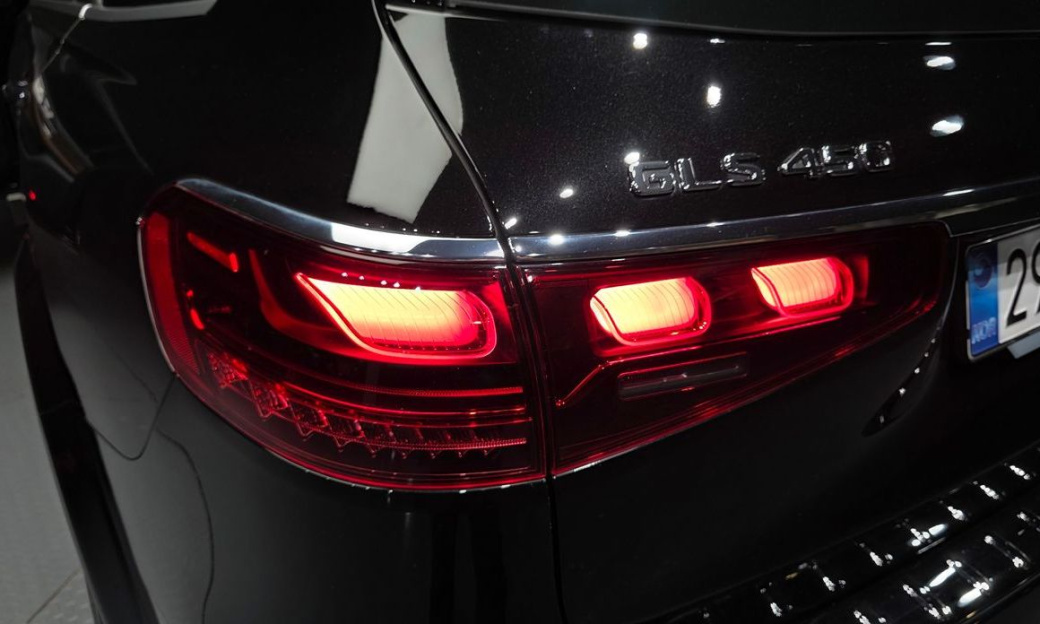Mercedes-Benz GLS-Class GLS450 4MATIC, 2025