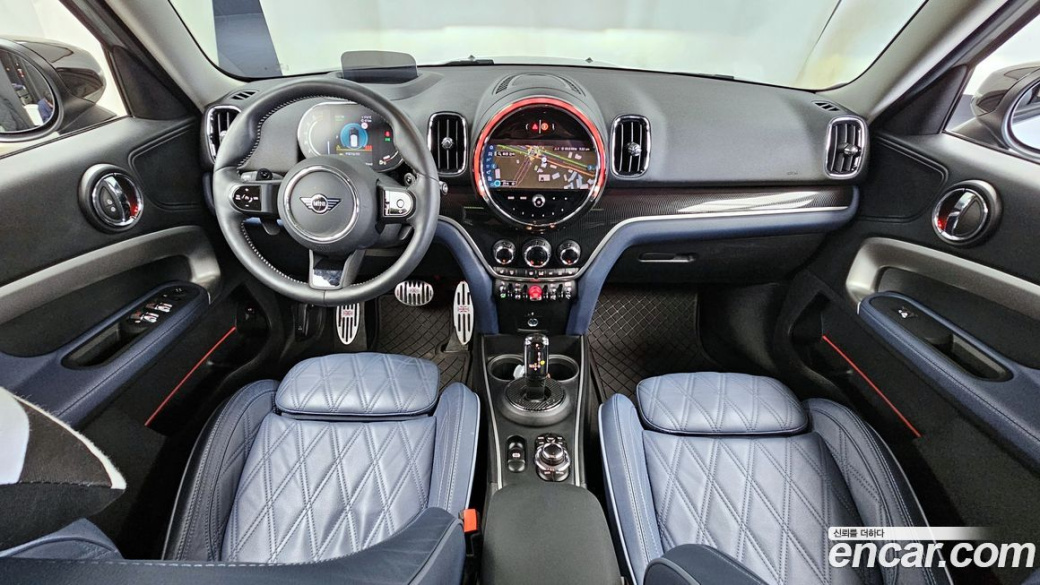 Mini Countryman ALL4 Classic Launch Pack, 2023