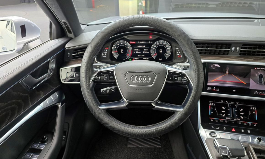 Audi A6 45 TFSI Quattro Premium, 2021