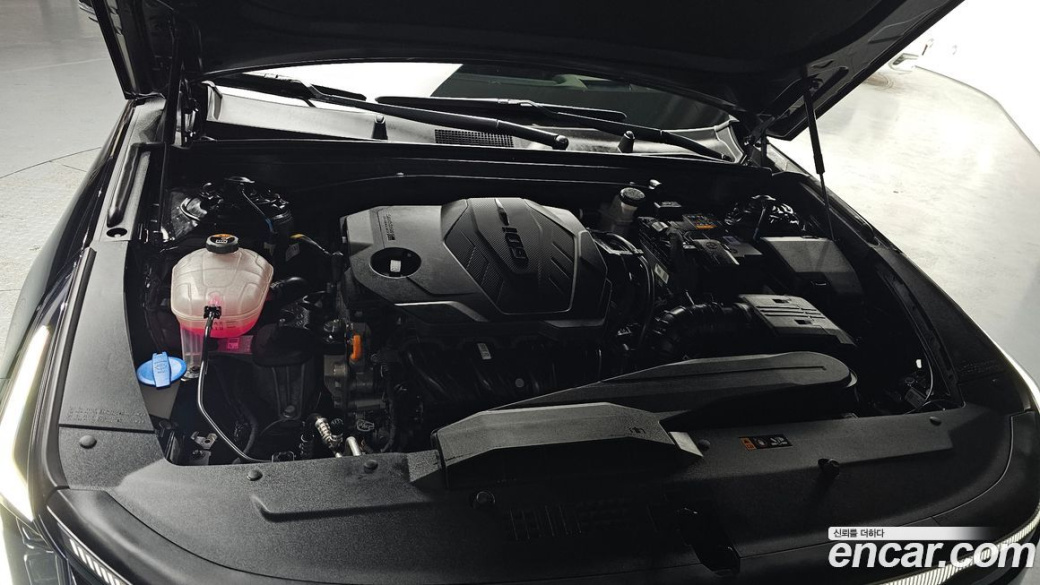 Kia K8 2.5 Gasoline 2WD, 2025