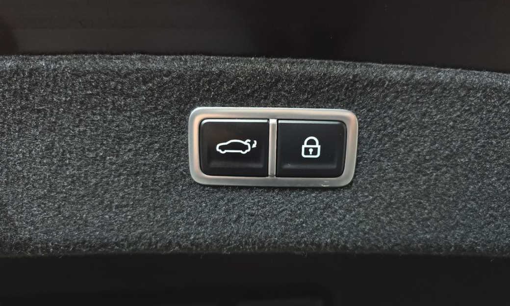 Genesis G80 Gasoline 2.5 Turbo 2WD, 2025