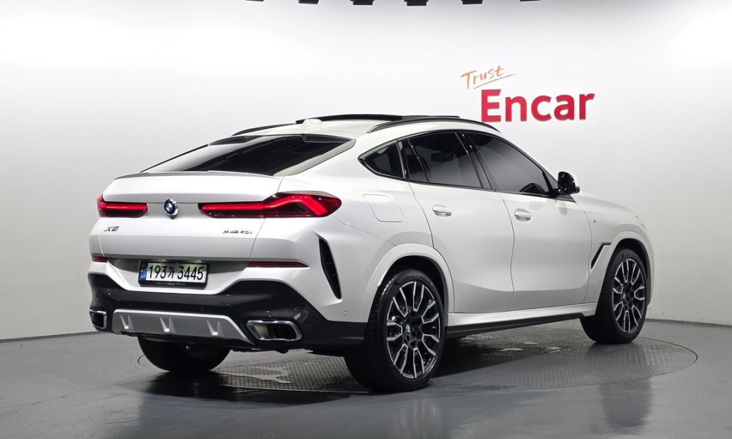 BMW X6 xDrive40i M Sport, 2024