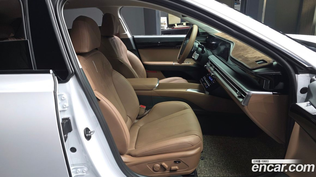 Hyundai Grandeur 2,5 Gasoline 2WD, 2025