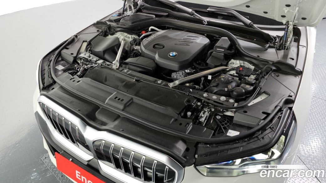 BMW 5-Series 523d M Sport, 2024